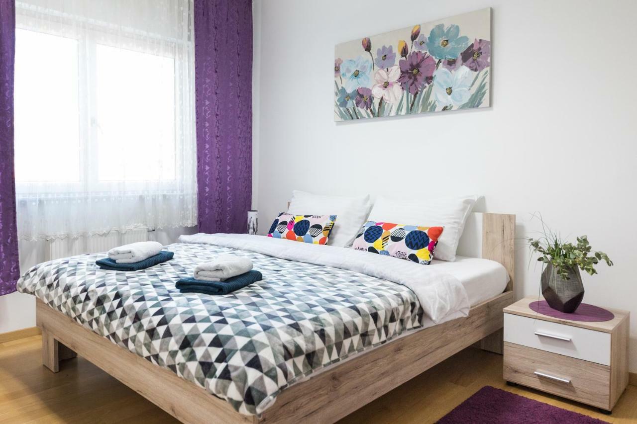 2 Bedroom Apt. In The Business Zone- Free Parking Zagreb Exterior photo